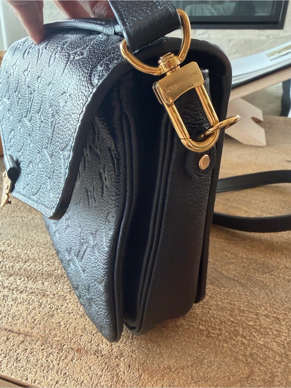 Louis Vuitton Black Pochette Métis Monogram Crossbody - Picture 7 of 8
